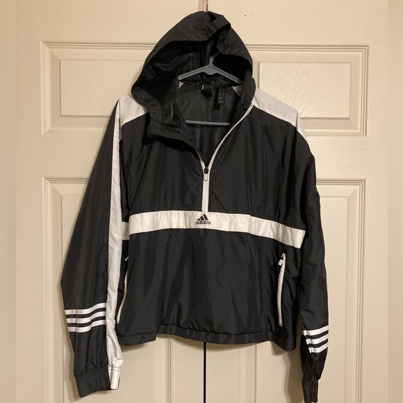 adidas Jackets & Blazers - Adidas short wind jacket with pockets size XLARGE